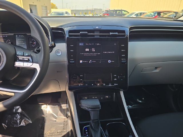 Used 2024 Black Hyundai SEL image 20
