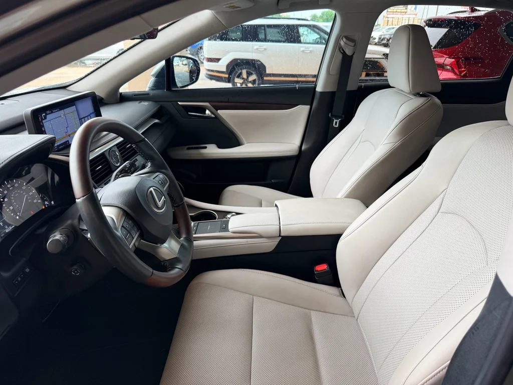 Used 2022 Atomic Silver Lexus  image 11