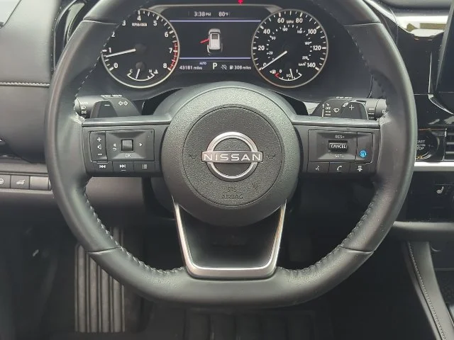 Used 2025 Silver Nissan SV image 8