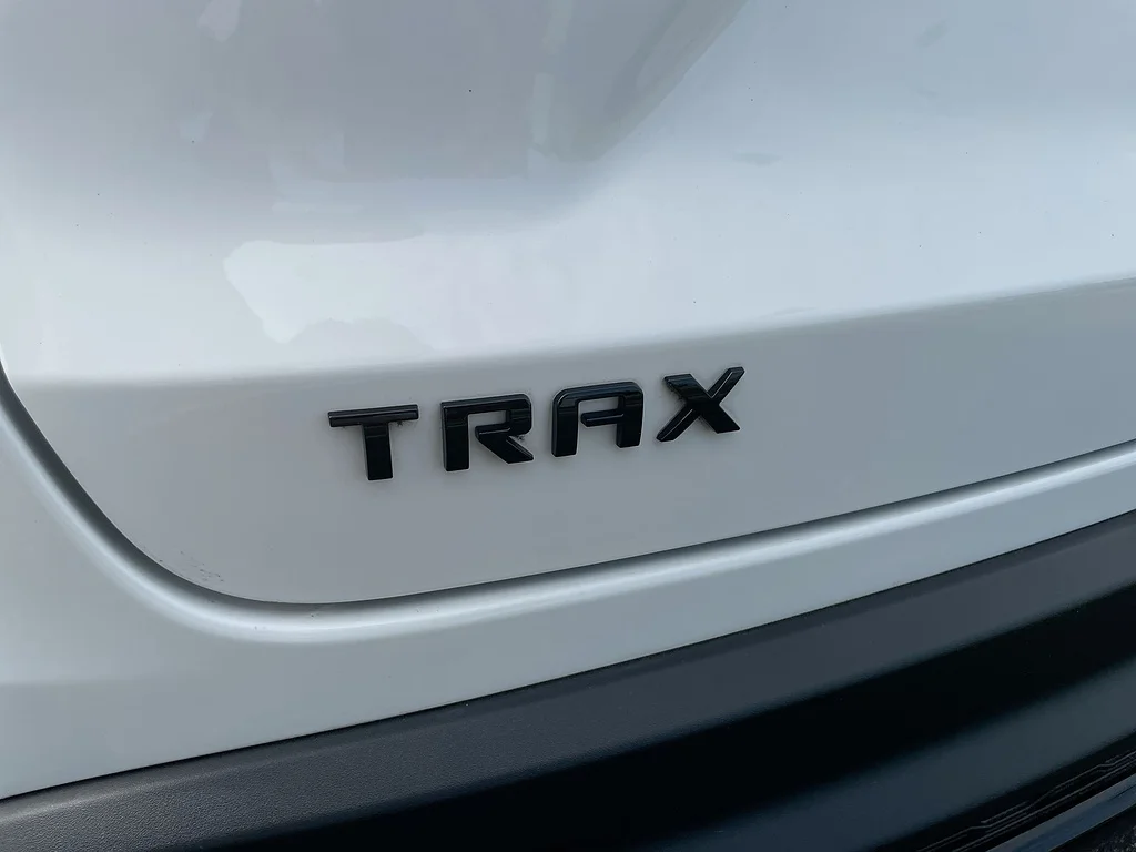 Used 2024 Summit White Chevrolet RS image 29