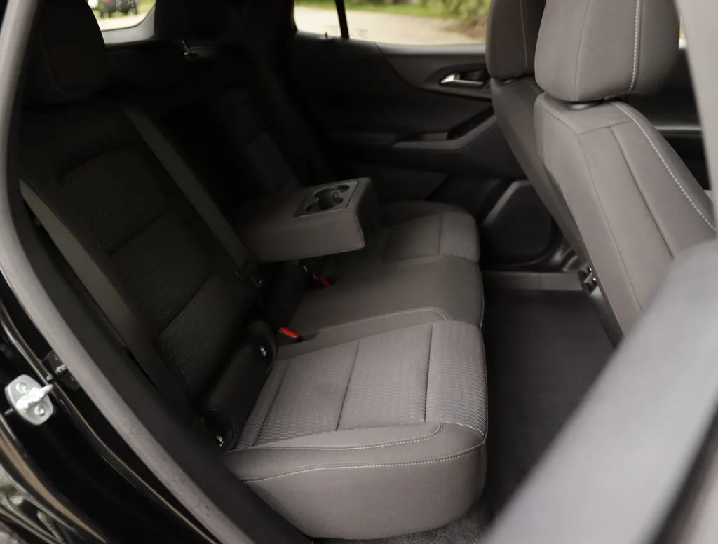 2025 Chevrolet Equinox LT - Photo 28