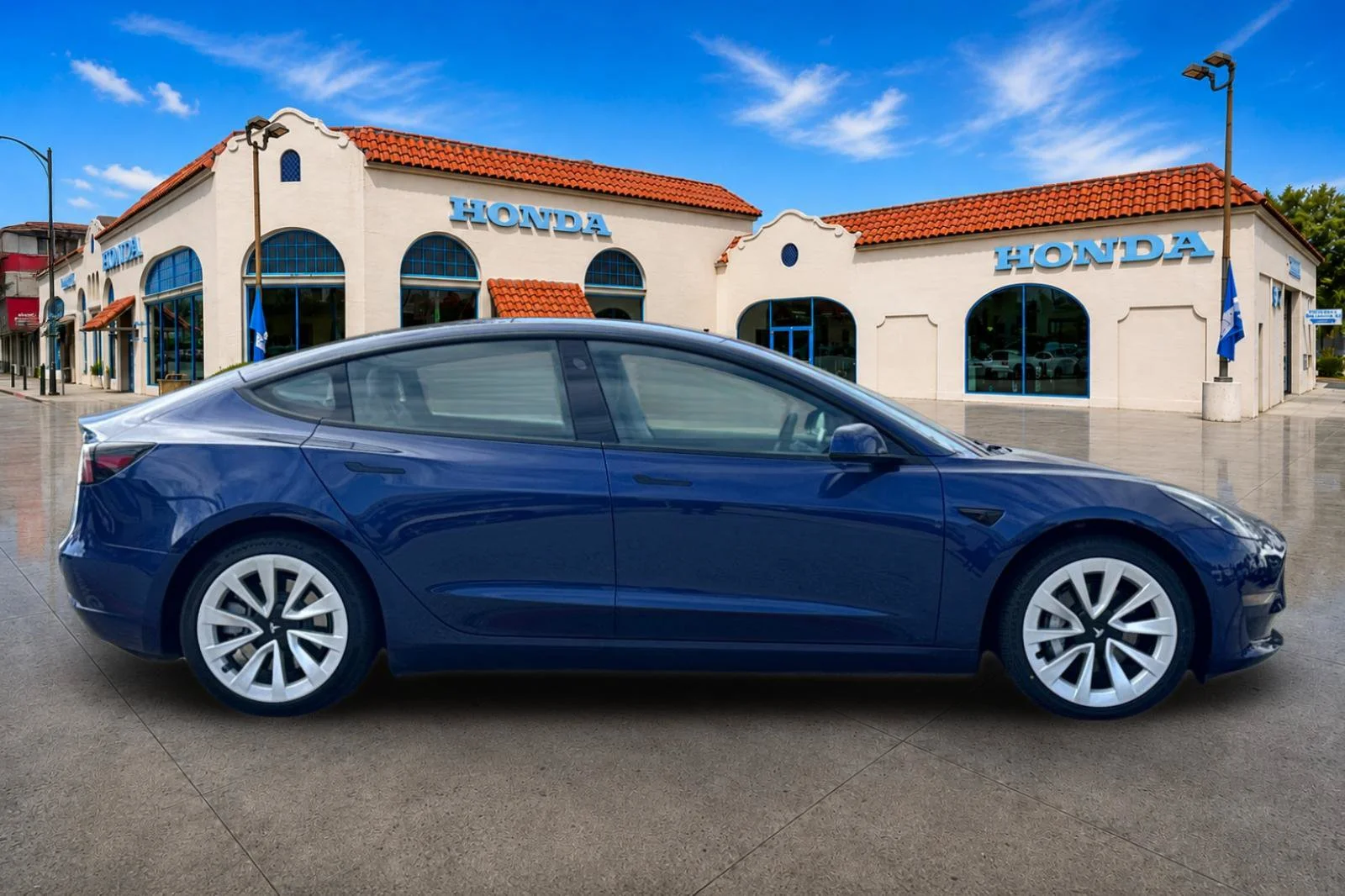 Used 2023 Deep Blue Metallic Tesla Base image 3