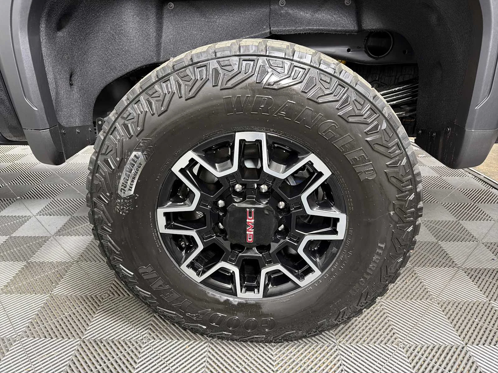 New 2026 Onyx Black GMC AT4X image 19