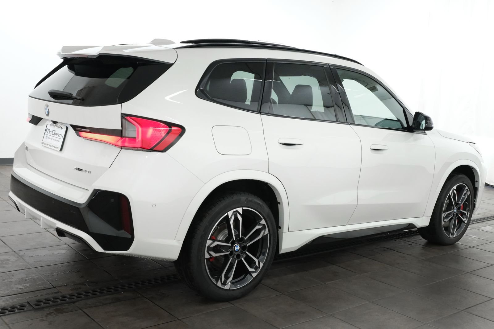 New 2027 Alpine White BMW xDrive28i image 6