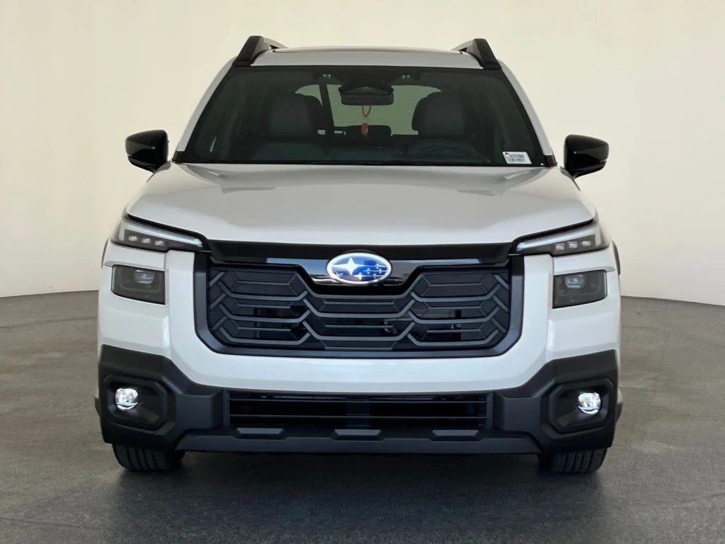 New 2026 CRYSTAL WHITE PEARL Subaru Premium image 10