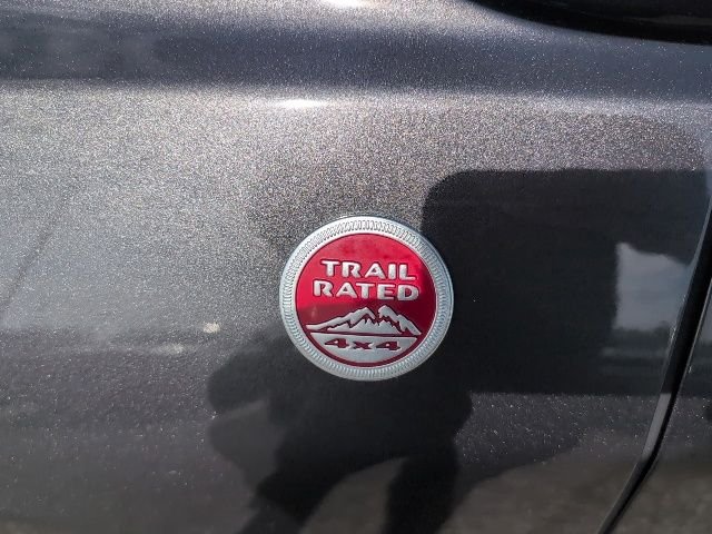 Used 2019 Gray Jeep Trailhawk image 14