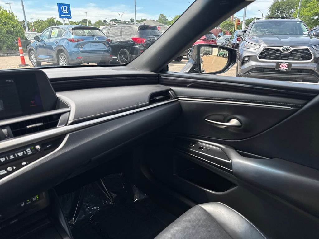 Used 2020 Gray Lexus 350 image 30