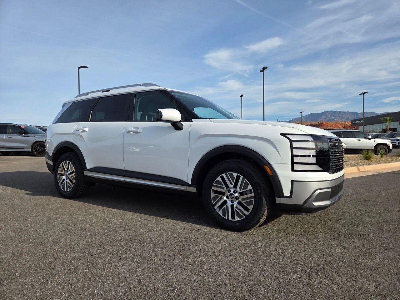 New 2026 White Hyundai SEL image 2