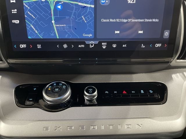 New 2026 Agate Black Metallic Ford Active image 20