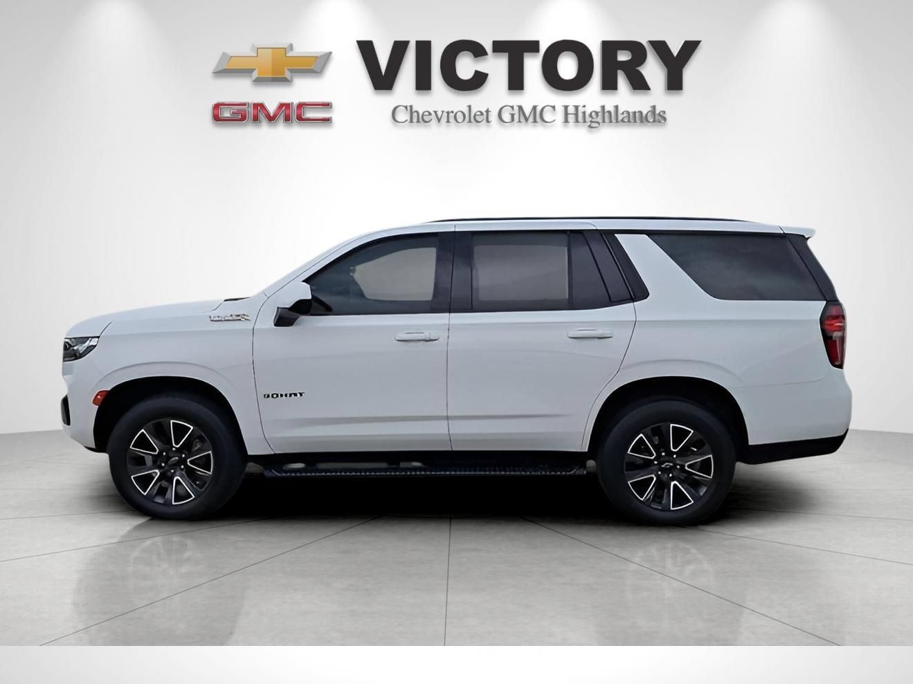 Used 2021 Summit White Chevrolet Z71 image 6