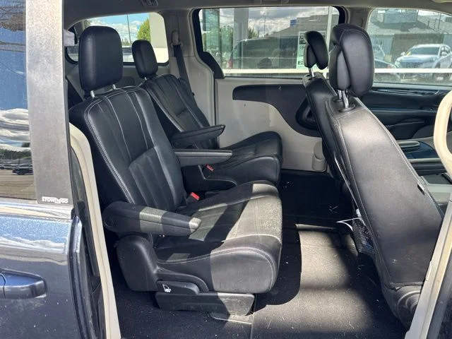 Used 2014 Maximum Steel Metallic Chrysler Touring image 6