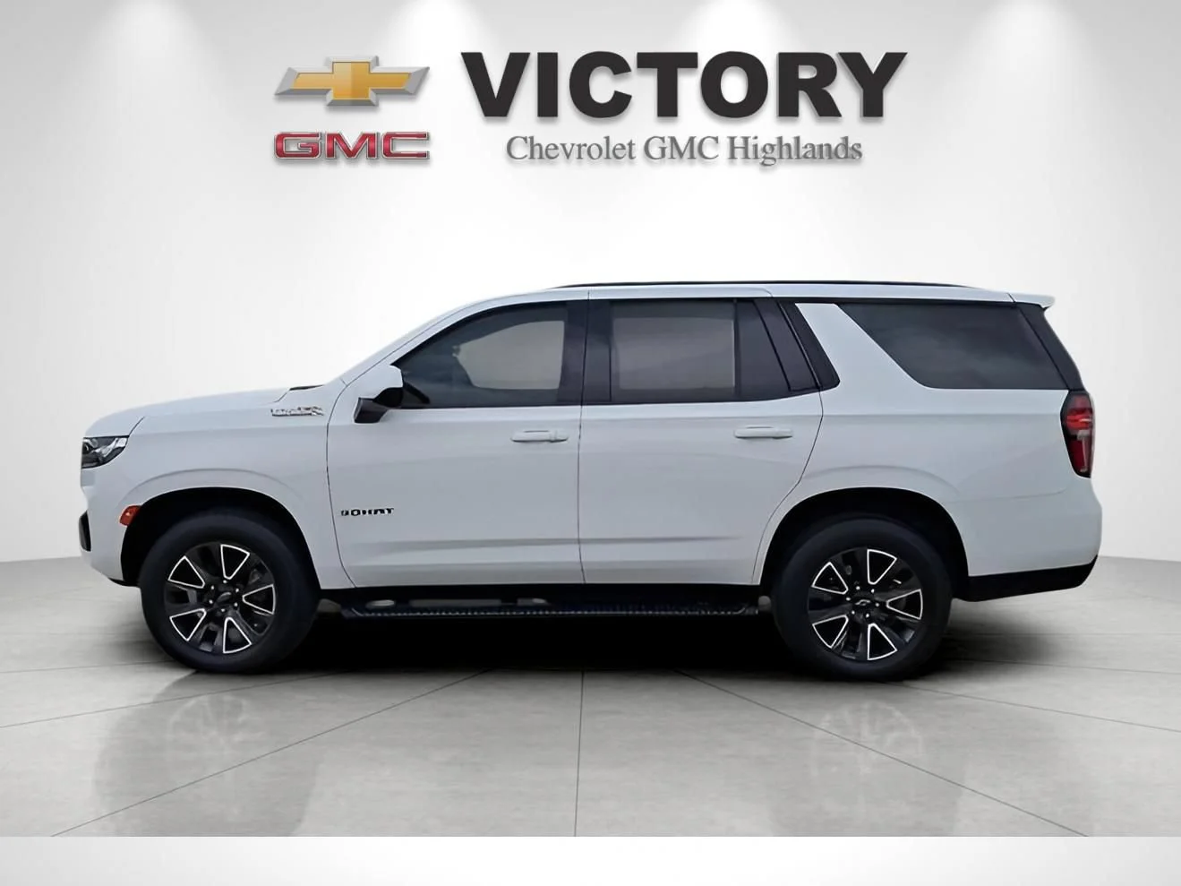 Used 2021 Summit White Chevrolet Z71 image 6