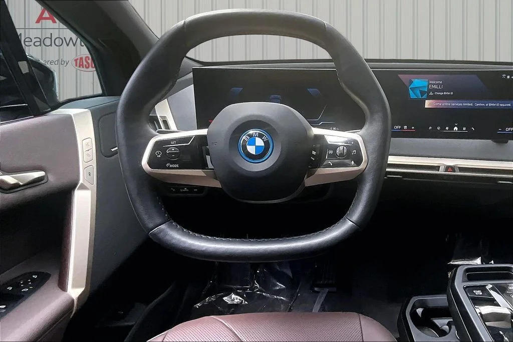 Used 2025 Black BMW xDrive50 image 8