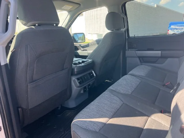 Used 2021 White Ford XLT image 34