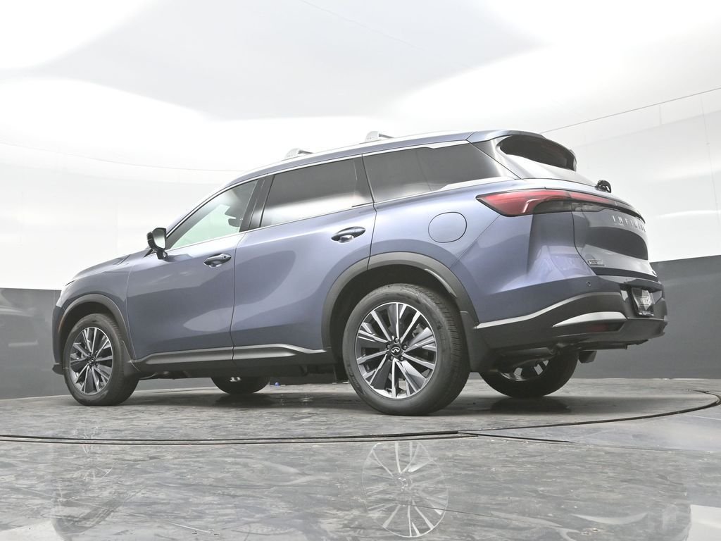 New 2027 MOONBOW BLUE INFINITI Luxe AWD image 33