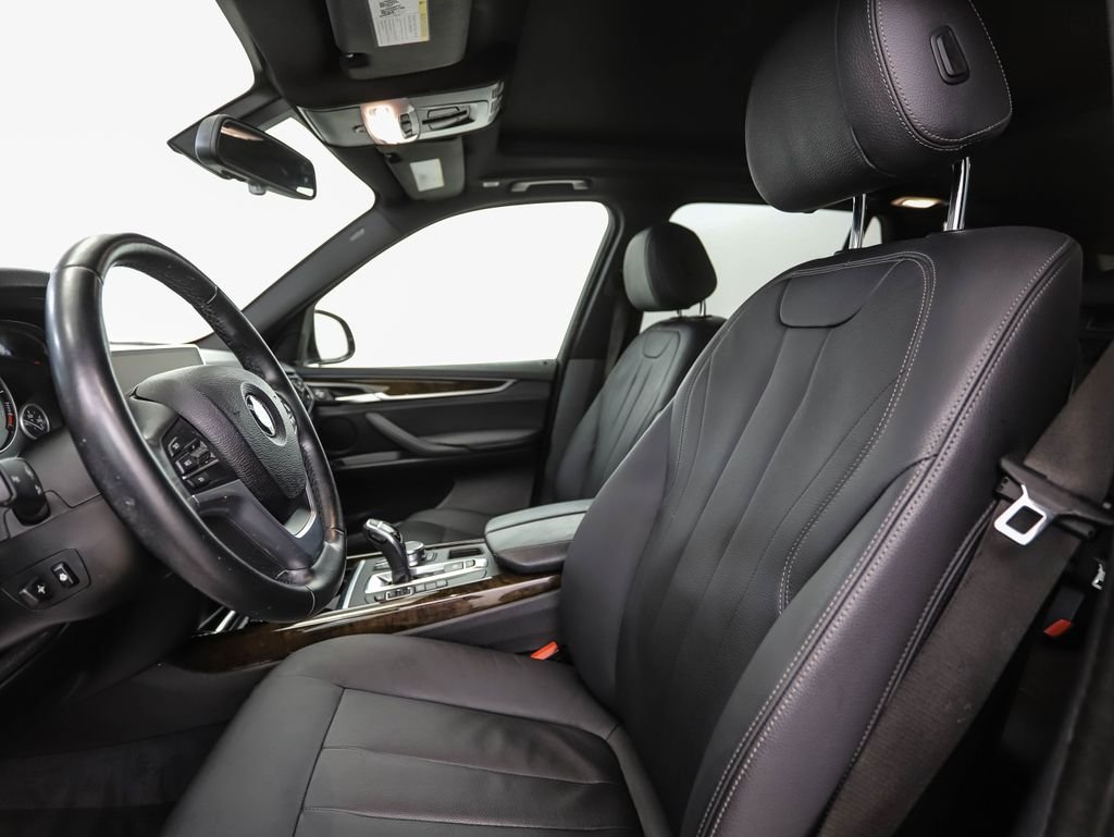 Used 2018 Space Gray Metallic BMW xDrive35i image 11