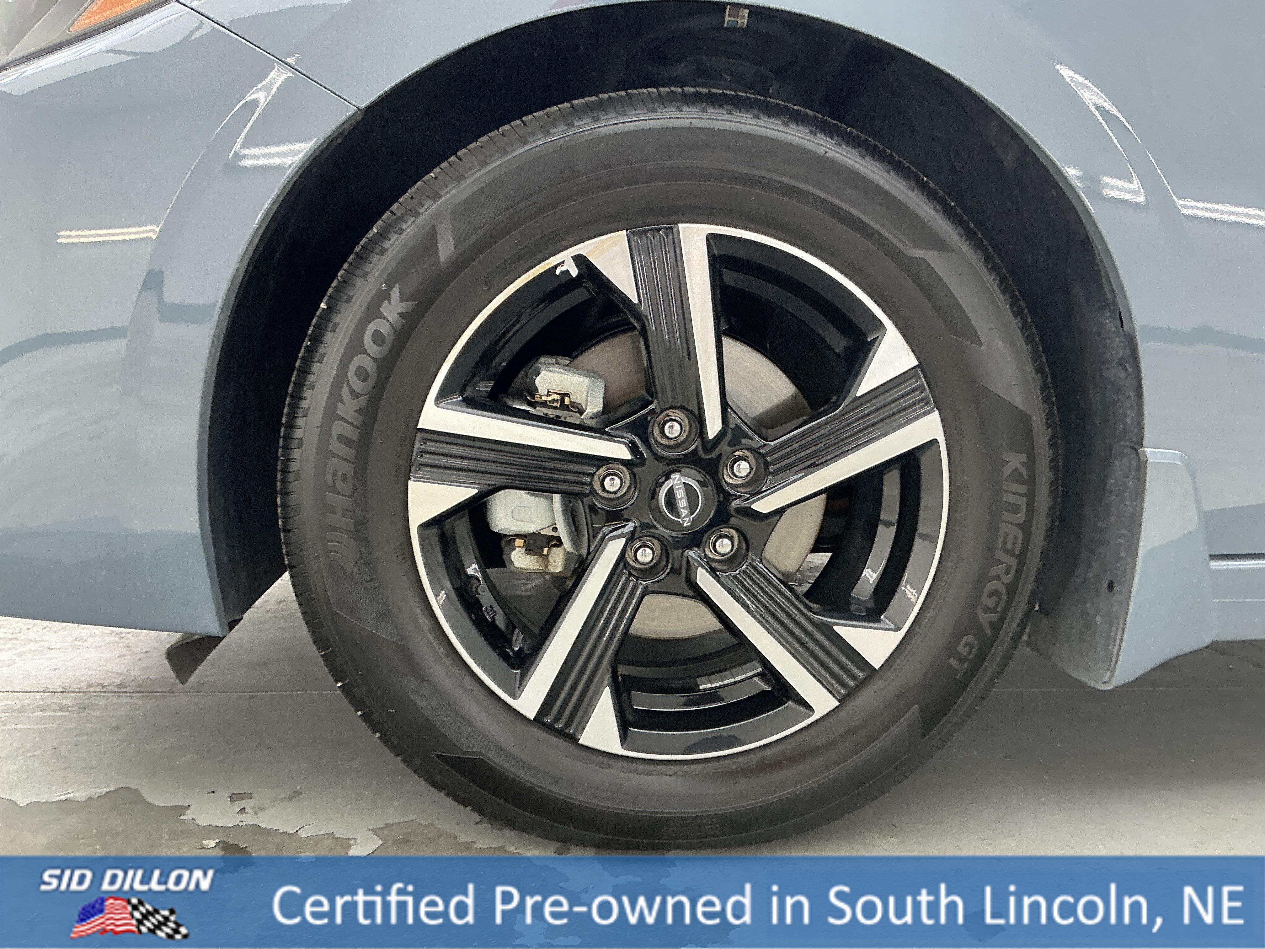 Used 2025 Atlantic Gray Metallic Nissan SV image 18