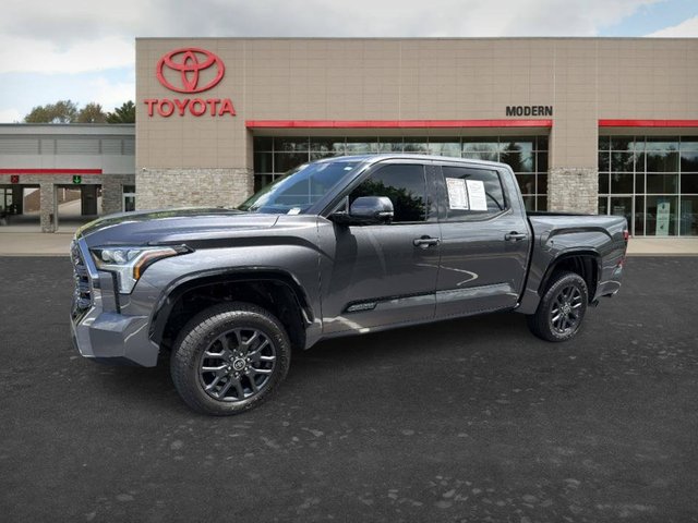 2023 Toyota Tundra 4WD Platinum