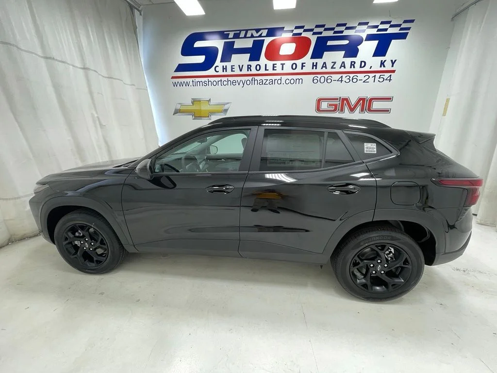 New 2026 Black Chevrolet LT image 9