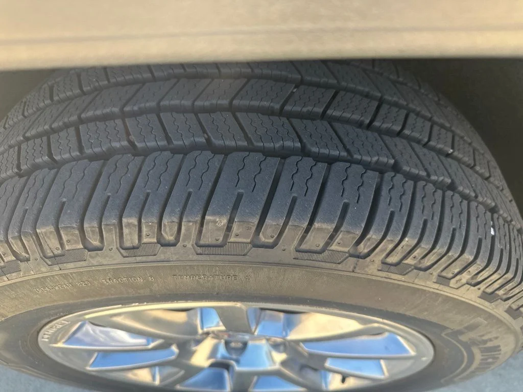 Used 2015 Gray GMC Denali image 41