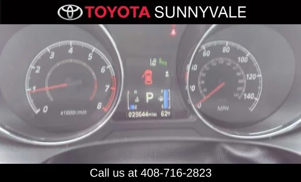 Used 2025  Mitsubishi 2.0 SE image 3