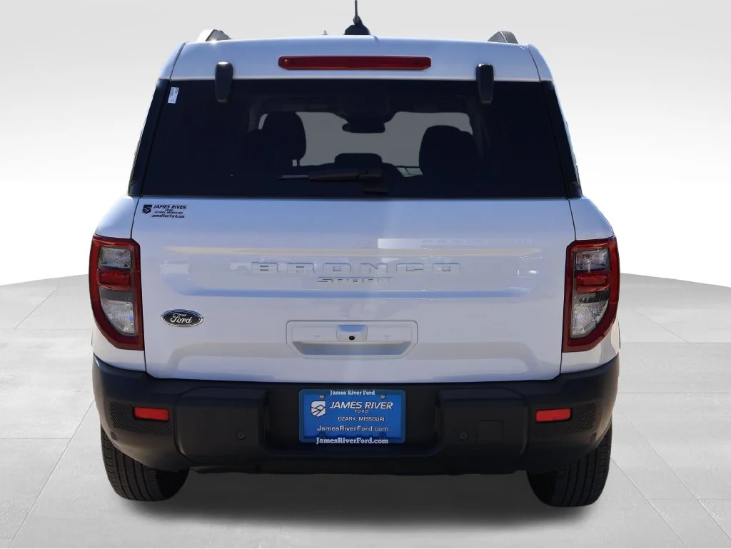 Used 2025 Oxford White Ford Big Bend image 4