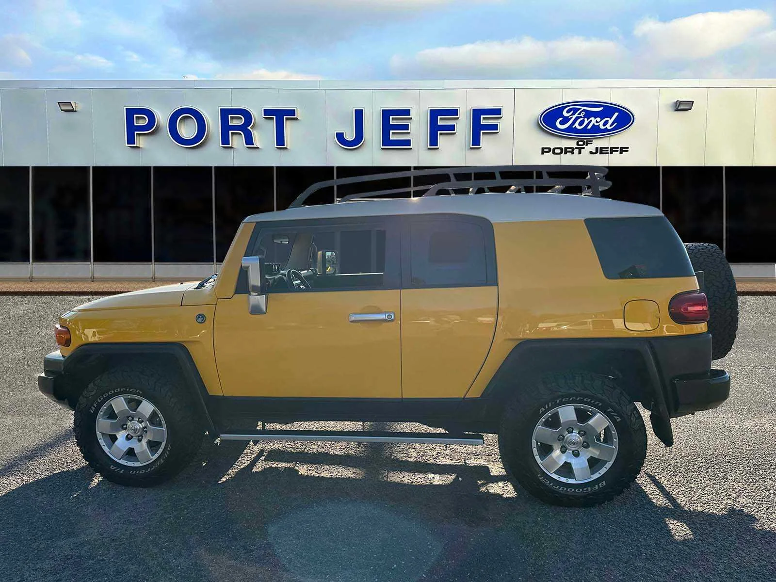 Used 2007 White / Sun Fusion Toyota  image 9