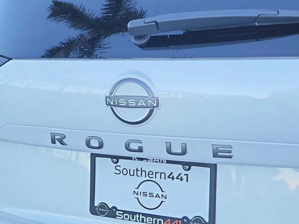 New 2026 White Nissan SV image 9