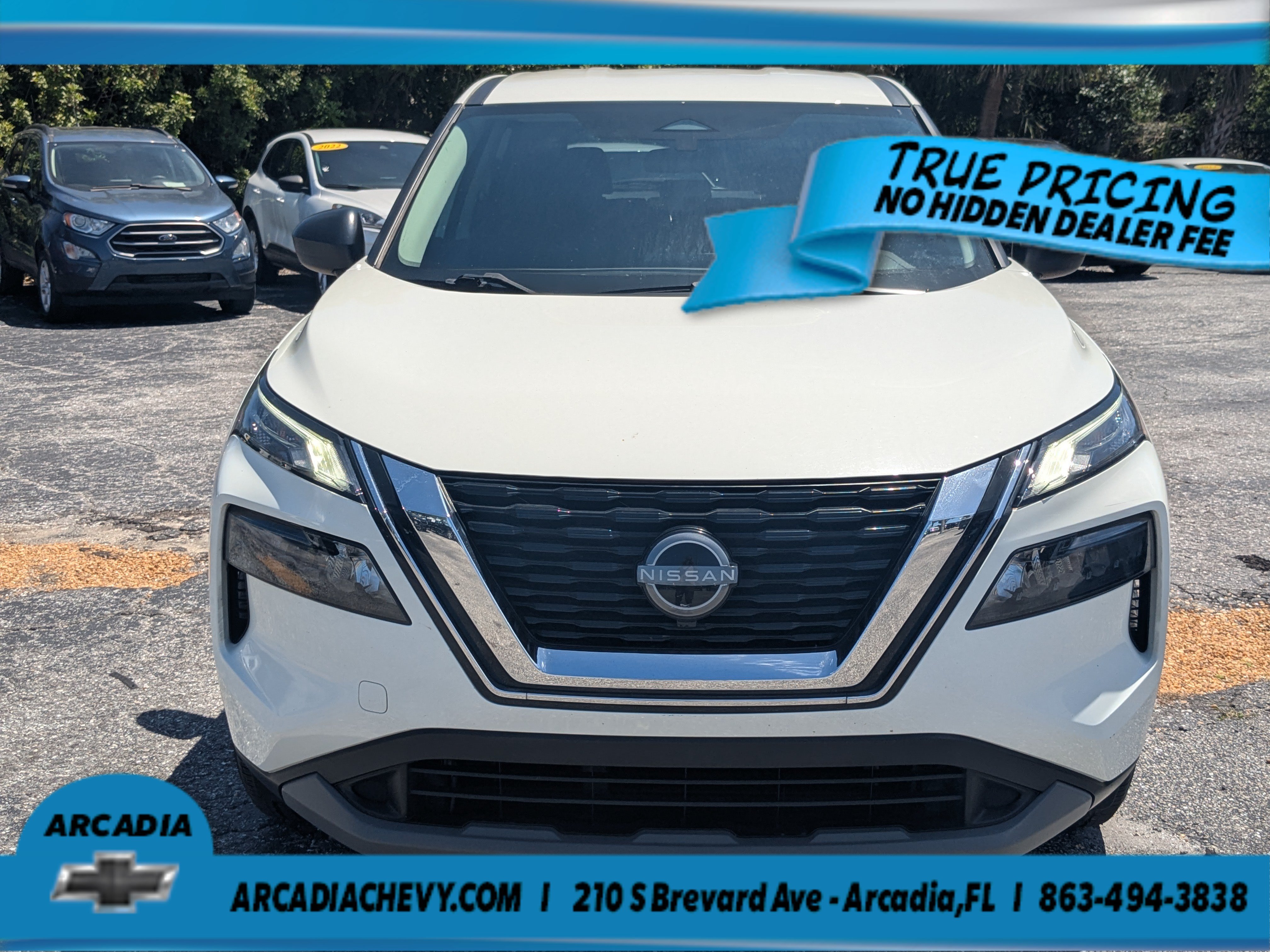 Used 2023 Glacier White Nissan S image 3