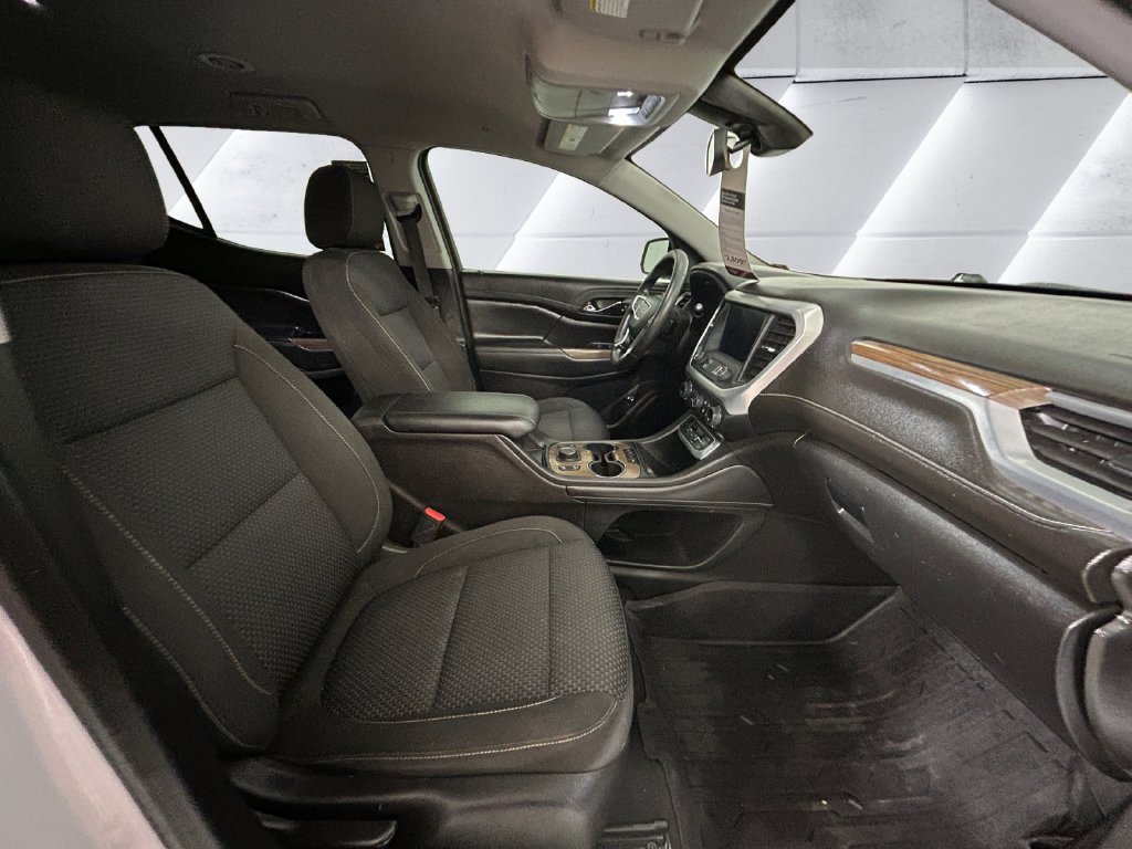 2023 GMC Acadia SLE - Photo 13