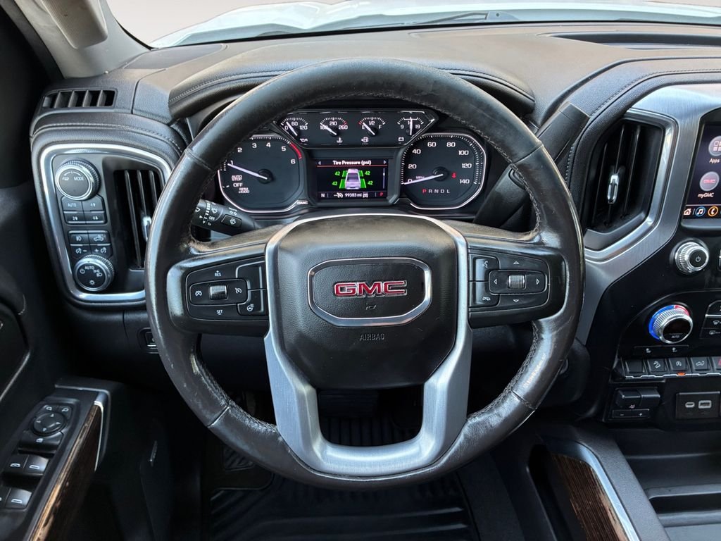 Used 2021 White GMC Elevation image 12