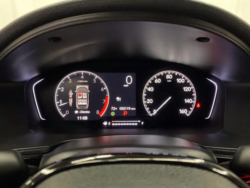 Used 2025  Honda LX image 26