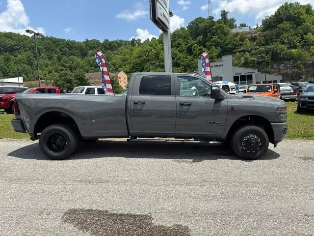 New 2026 White Ram Big Horn image 2