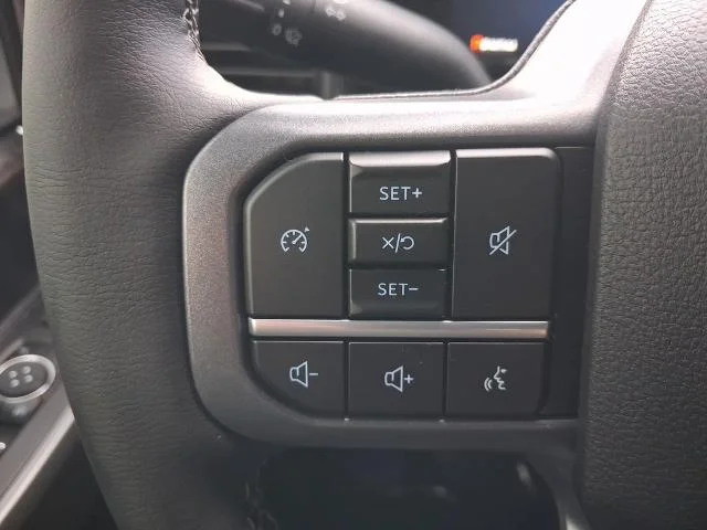 New 2026 Agate Black Metallic Ford F-250® Lariat® image 23
