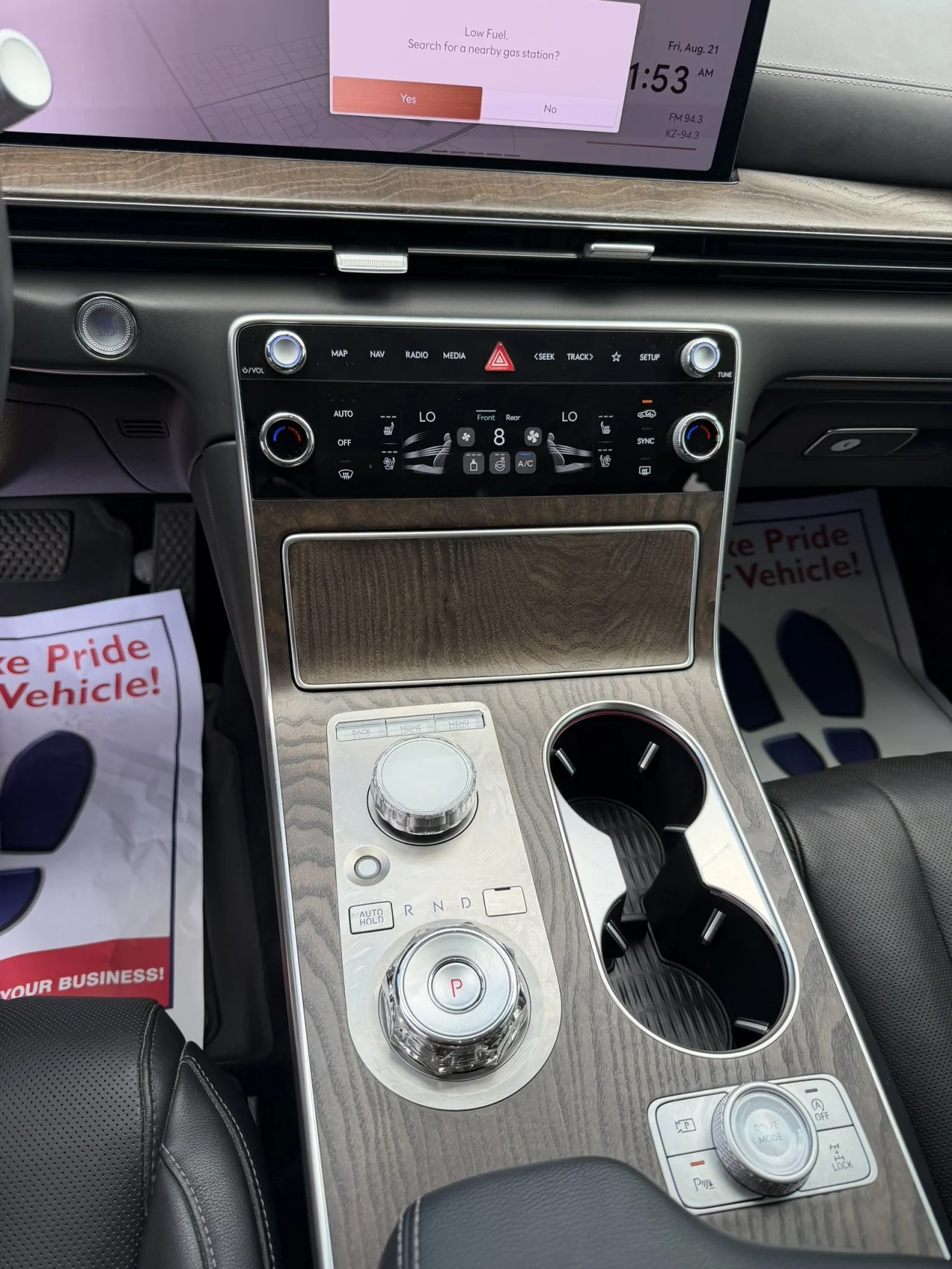 Used 2025 White Genesis 2.5T Advanced image 15