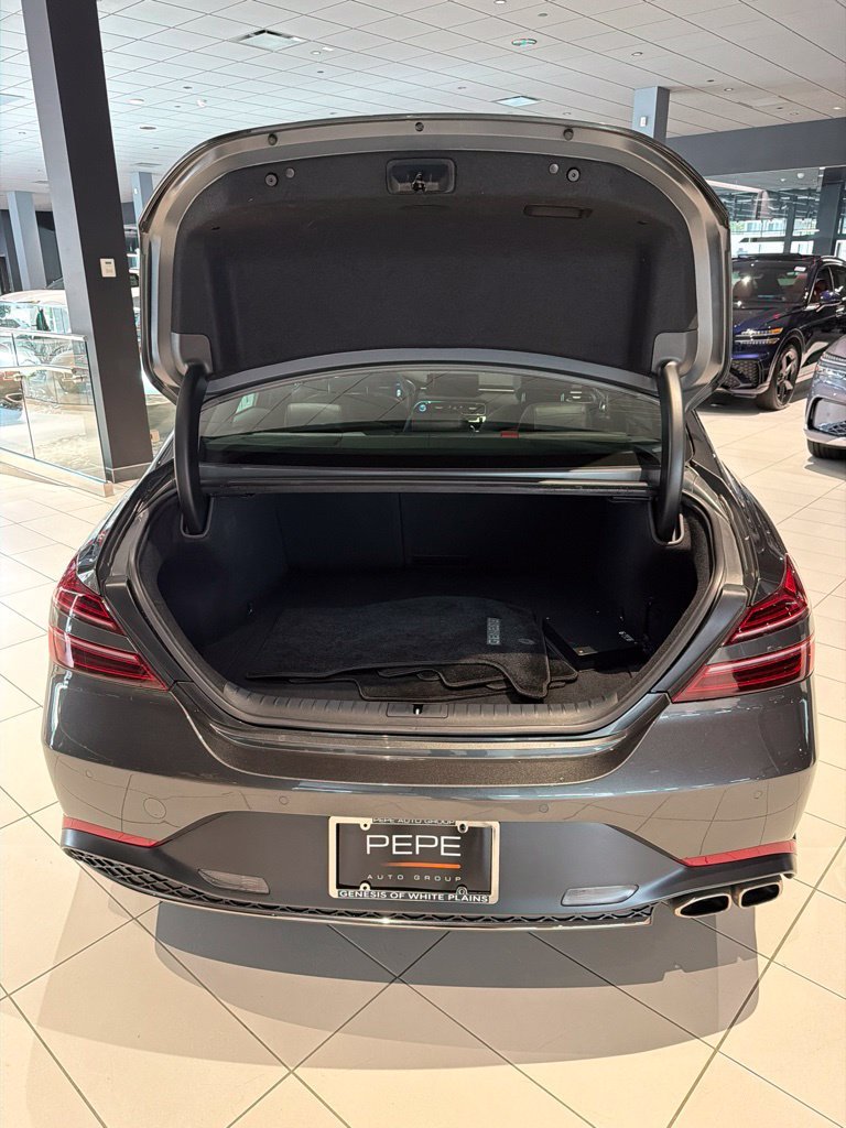 2023 GENESIS G70 Standard - Photo 17