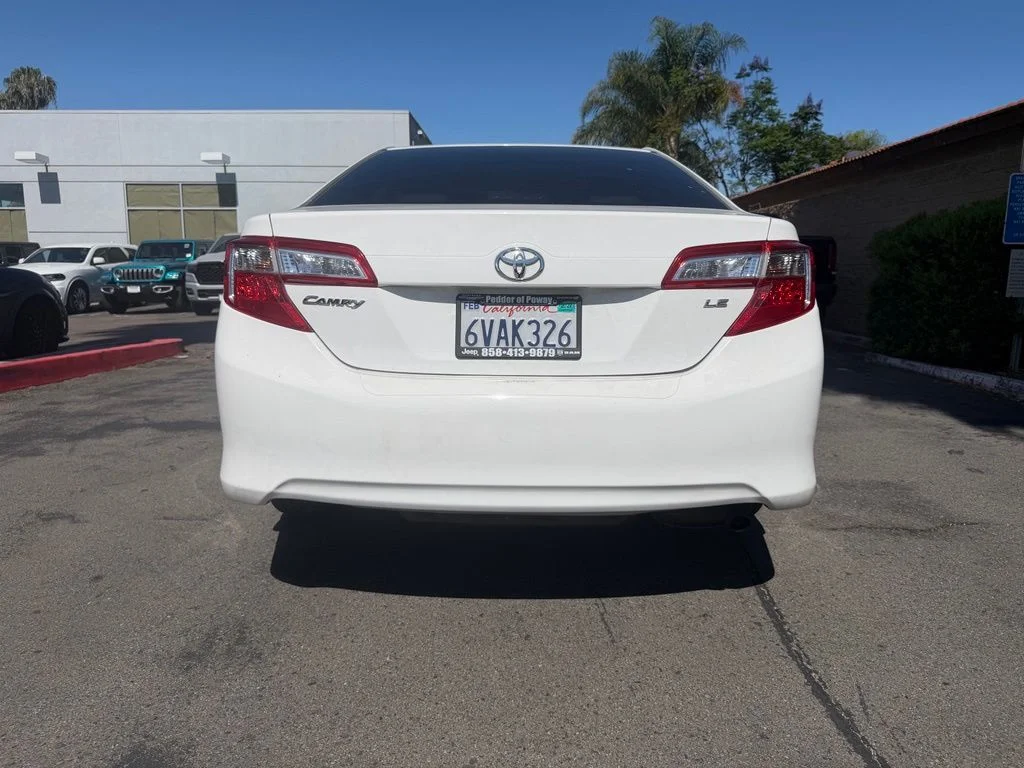 Used 2012 White Toyota LE image 11
