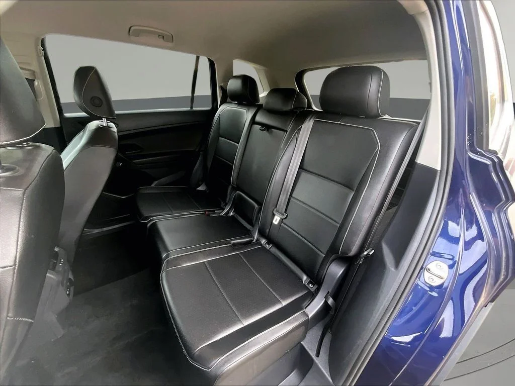 Used 2021 Blue Volkswagen 2.0T SE image 26