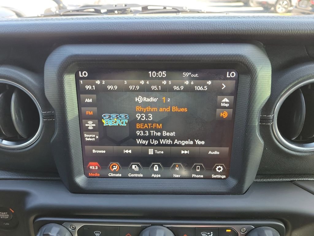 Used 2020 Blue Jeep Unlimited Sahara image 32