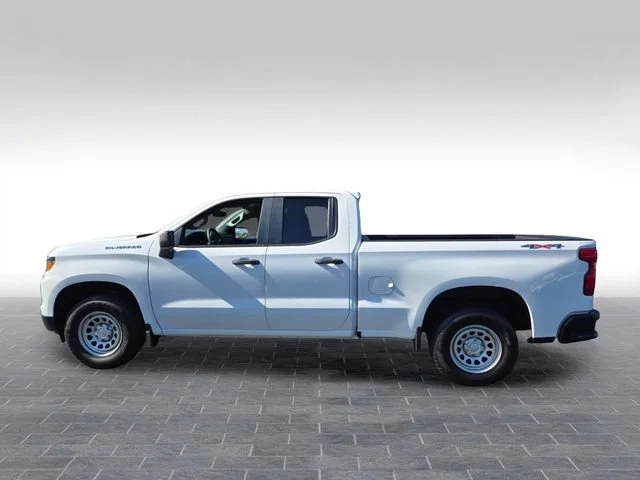Used 2022 Summit White Chevrolet WT image 4