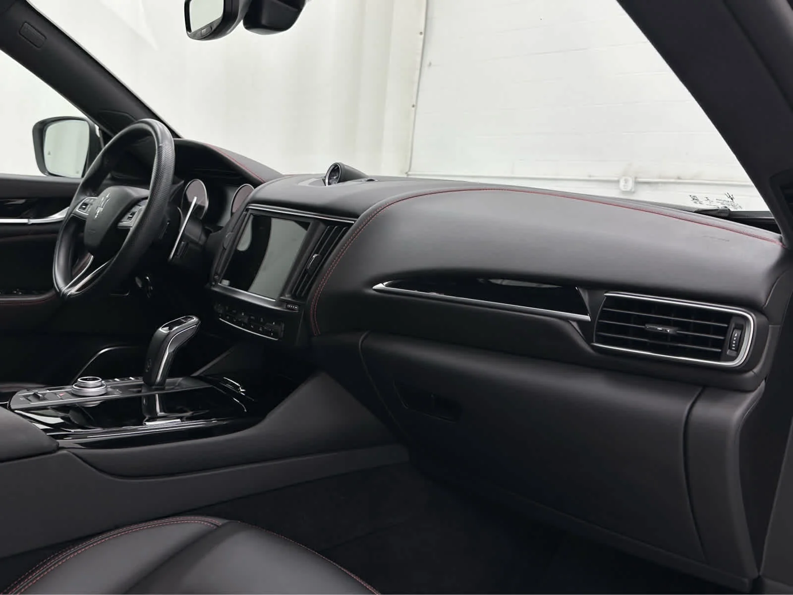 2023 Maserati Levante GT - Photo 17