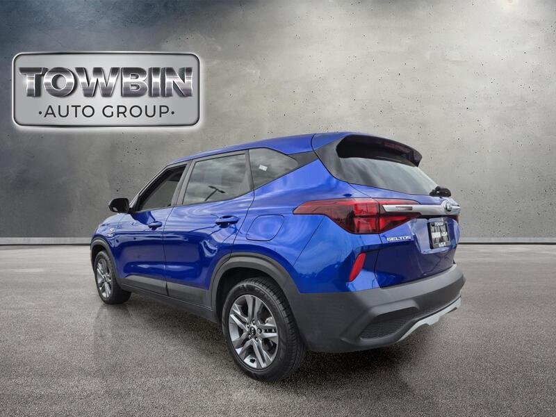 Used 2021 Blue Kia LX image 7