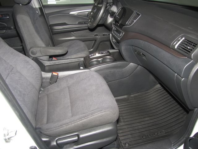 Certified Used 2021 Platinum White Pearl Honda EX image 51
