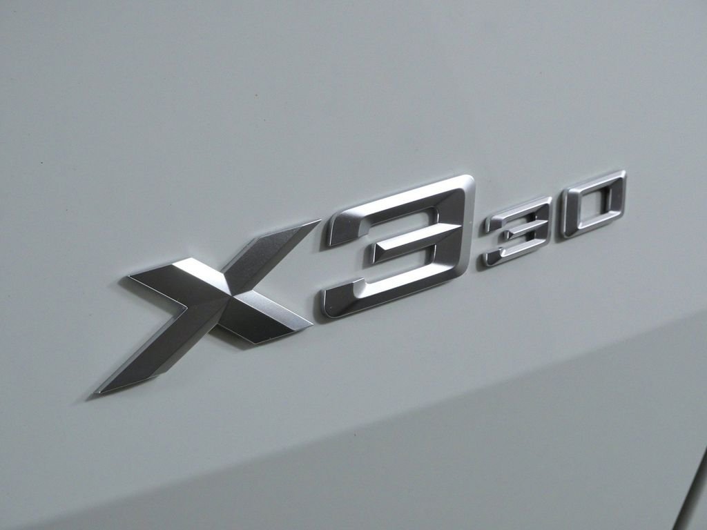 Certified Used 2025 Alpine White BMW 30 xDrive image 15