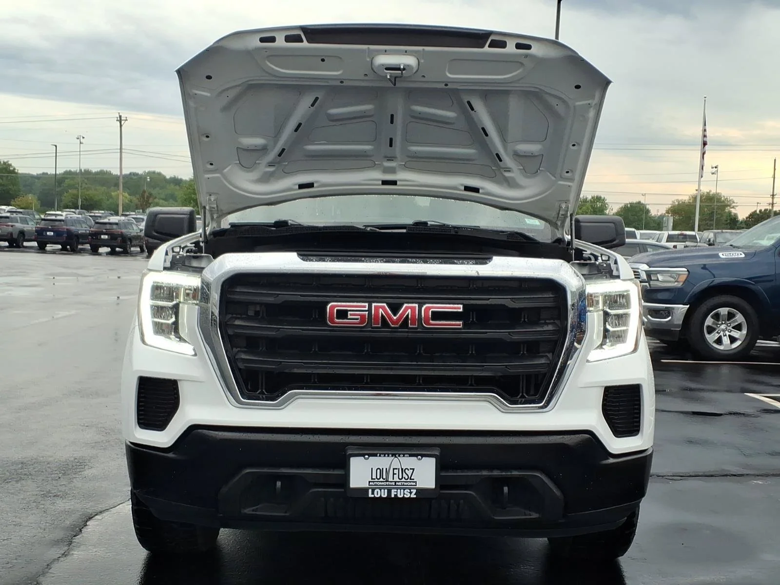 Used 2021 Summit White GMC Base image 29
