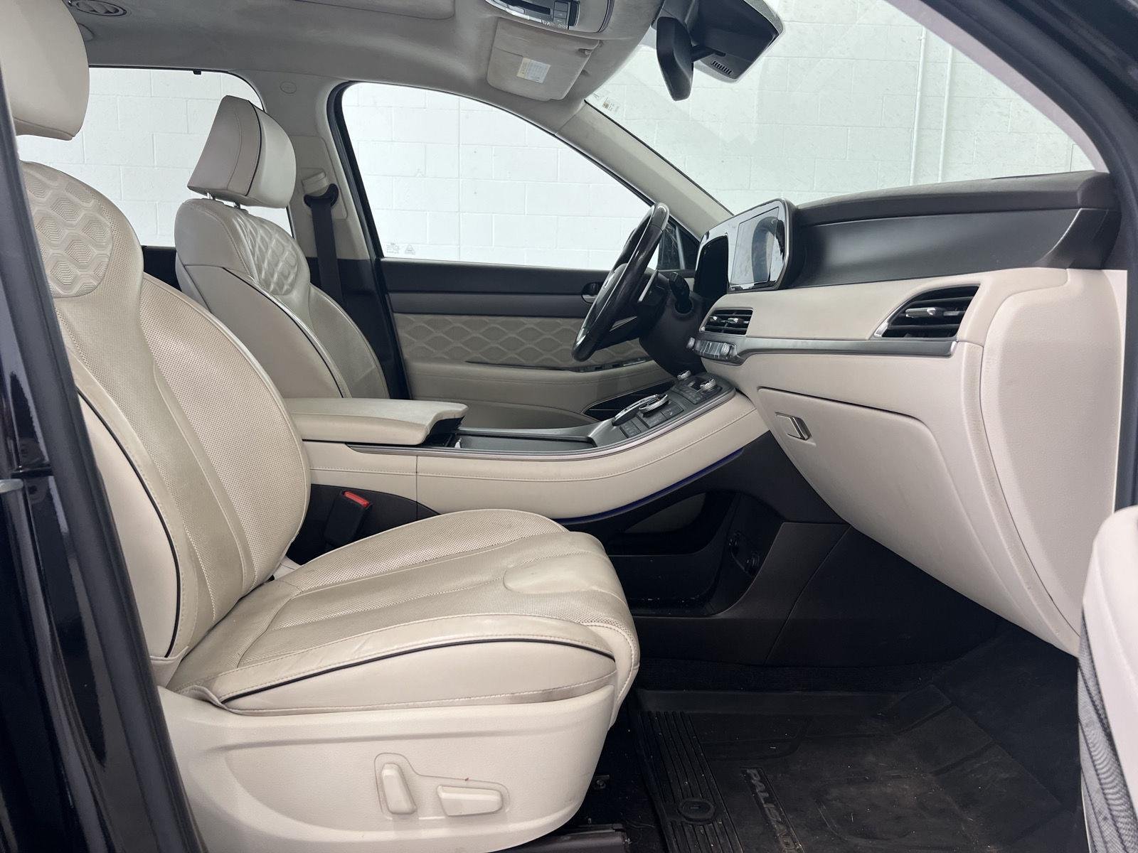 Used 2020 Becketts Black Hyundai Limited image 29