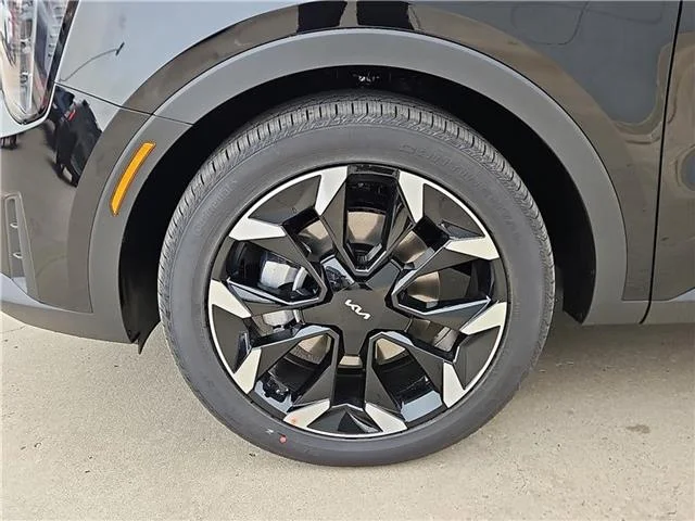 New 2026 Ebony Black KIA EX Front-Wheel Drive image 5