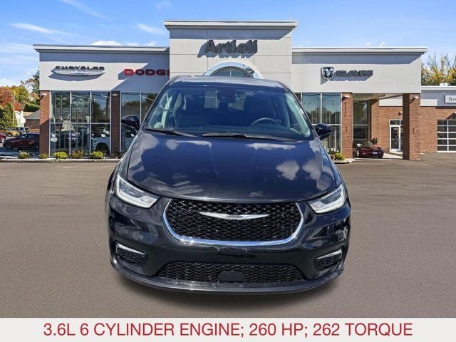 Used 2024 Black Chrysler Select image 3