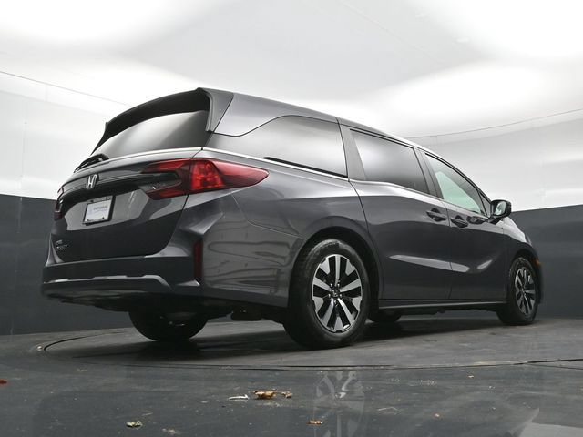 Certified Used 2025 Modern Steel Metallic Honda EX-L image 59
