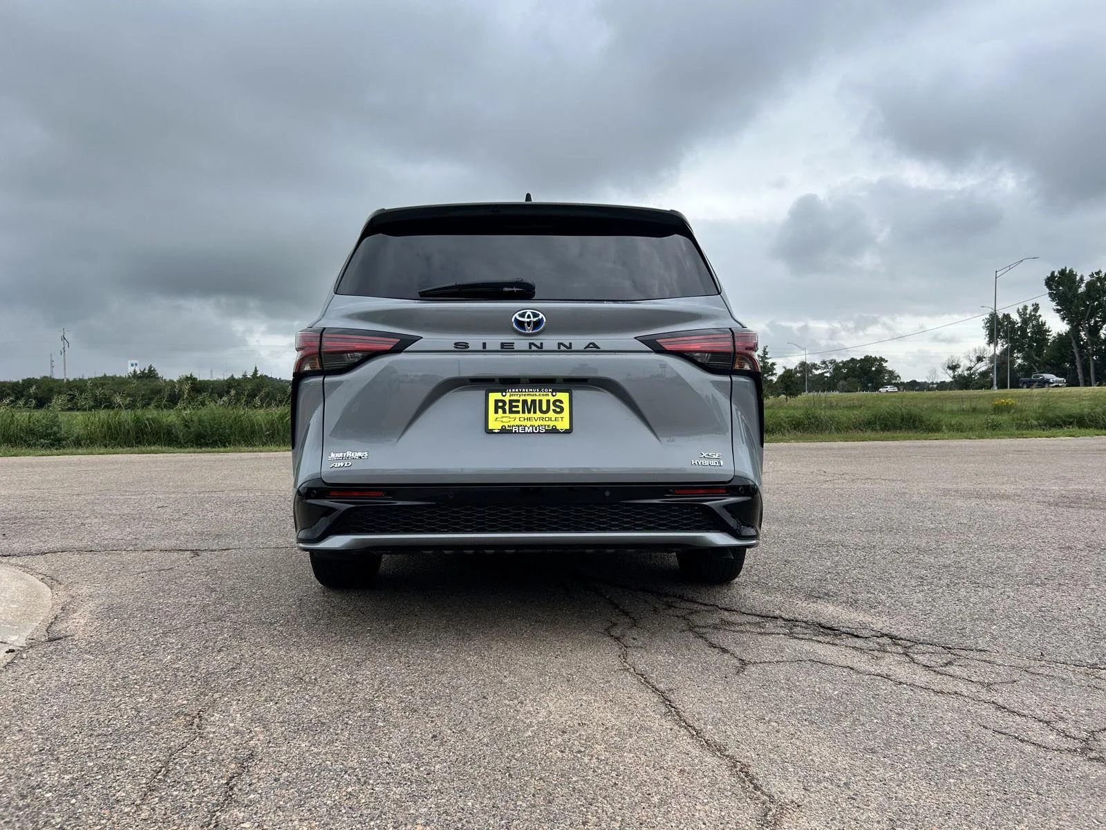 Used 2024  Toyota XSE image 6